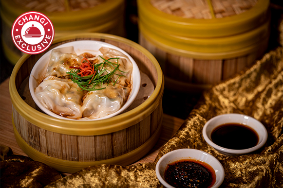 Pork Dumpling in Spicy Oyster Sauce