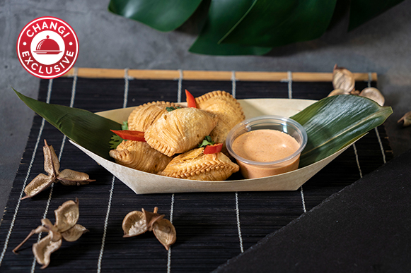 Vegetable Curry Puff with Sambal Mayo