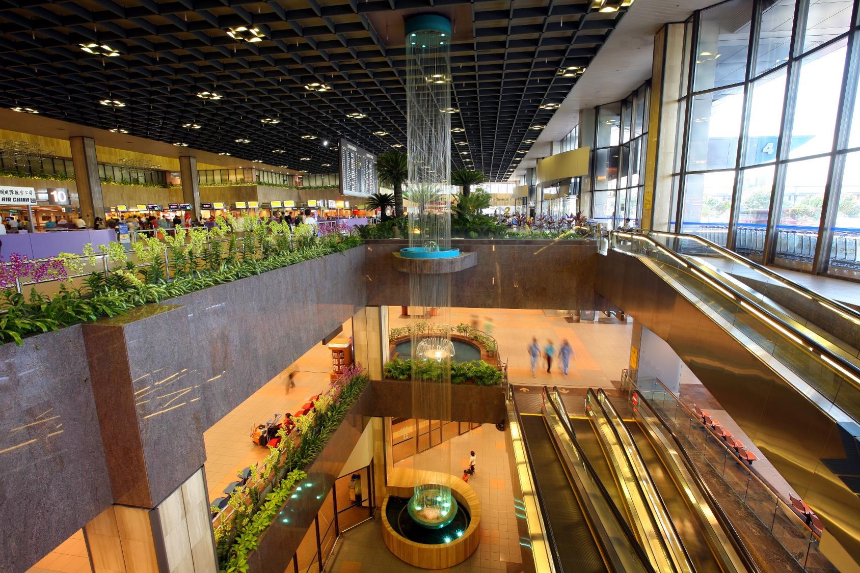 Singapore Changi Airport turns 40 years old - A Visual History of