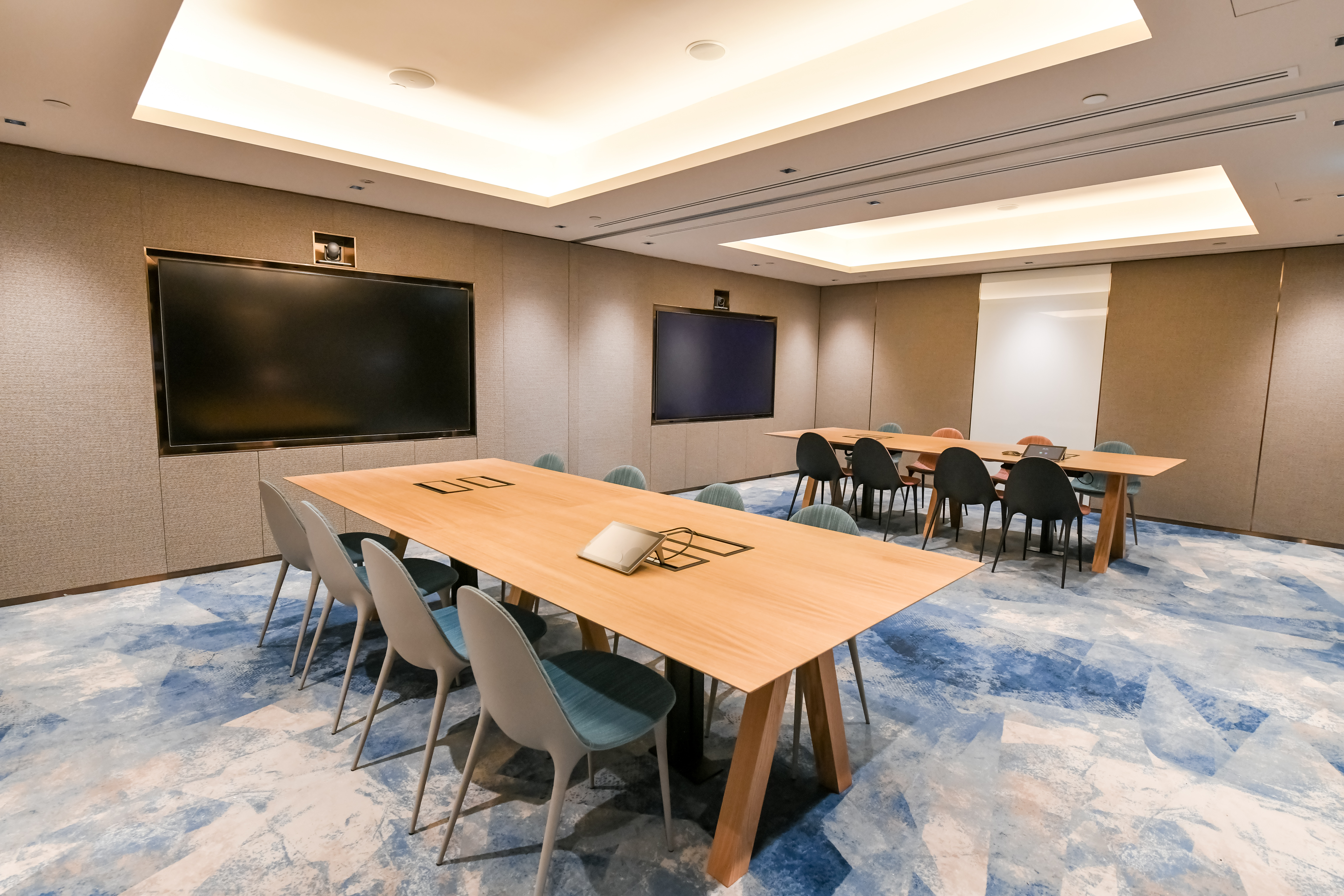 Changi Lounge Meeting Room