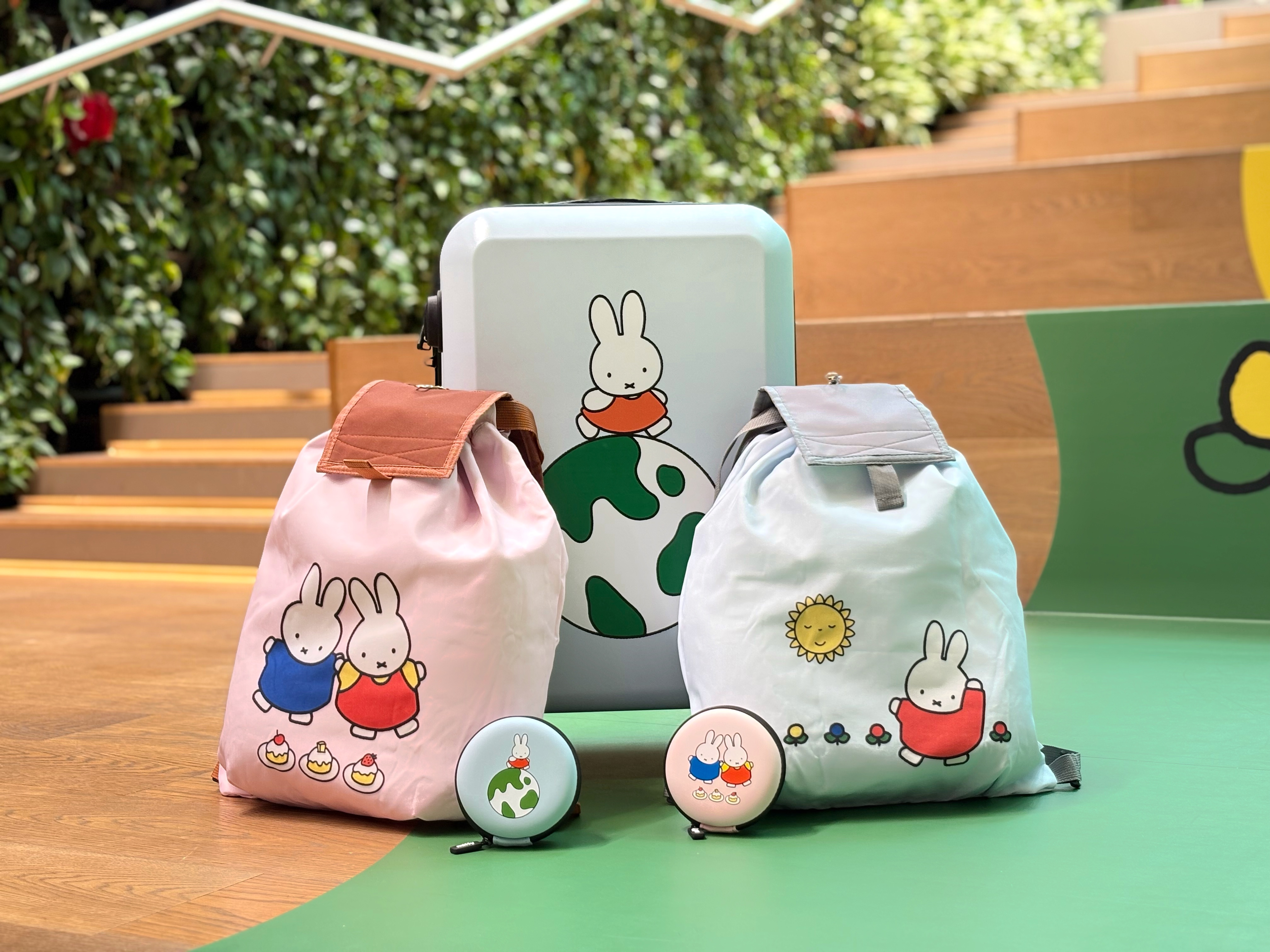 Girl pulling a Hello Kitty Cabin Luggage at Changi Airport Terminal 2 
