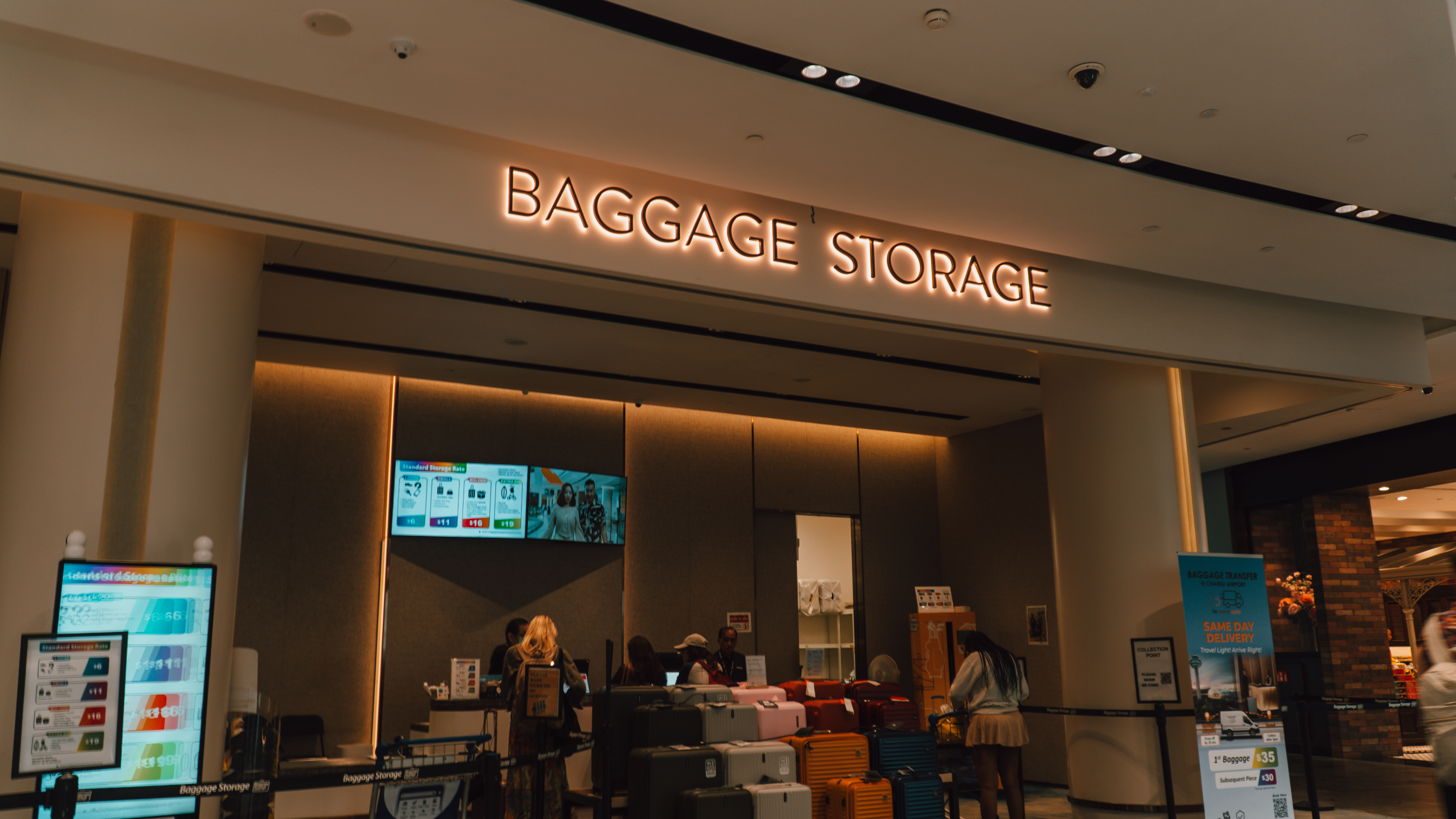 lifestyle visual jewel baggage storage