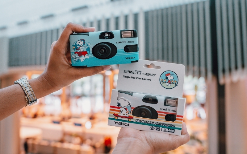 PEANUTS DISPOSABLE CAMERA