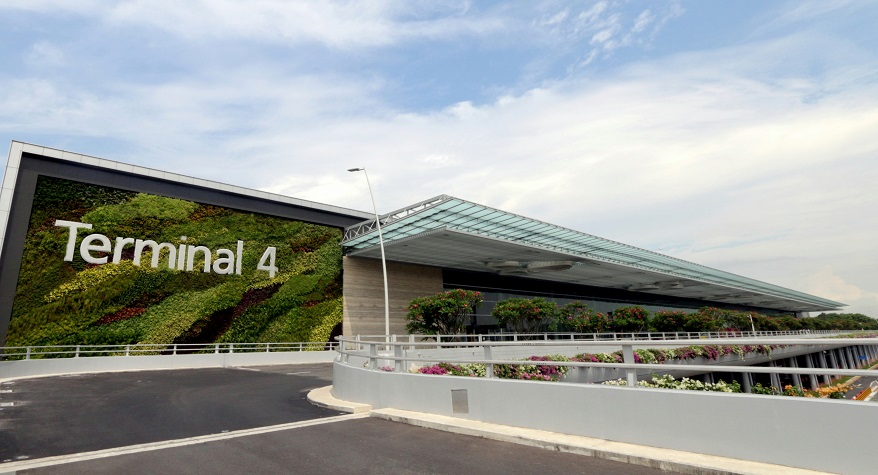Terminal 4 opens